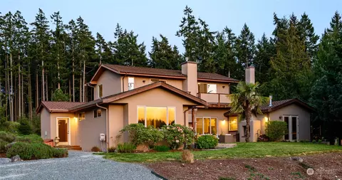 14674 Jefferson St, Anacortes, WA 98221