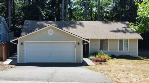 7205 9th Ct SE, Lacey, WA 98503
