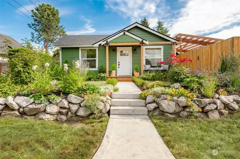 849 Adelia, Blaine, WA 98230