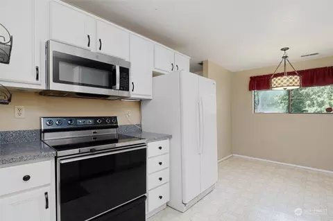 16530 23rd Ave SE #A1, Bothell, WA 98012 photo 4
