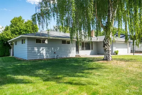 209 N Princeton Ave, Wenatchee, WA 98801