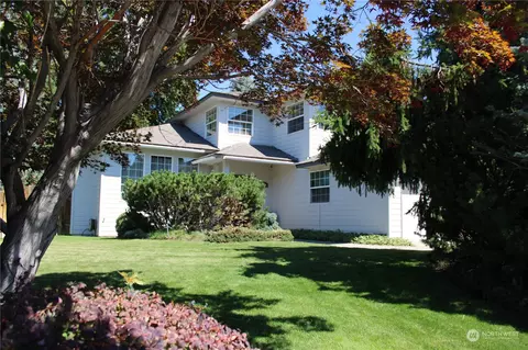823 Amy Ct, East Wenatchee, WA 98802