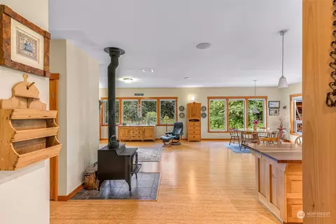 7202 S Pass Rd, Maple Falls, WA 98266 photo 8