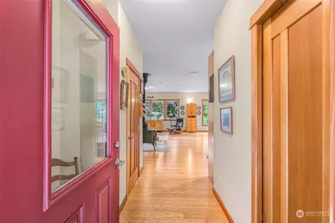 7202 S Pass Rd, Maple Falls, WA 98266 photo 5