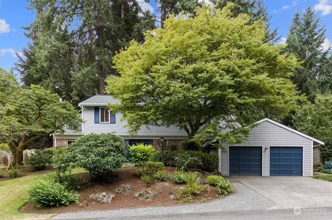 14433 NE 12th Pl, Bellevue, WA 98007
