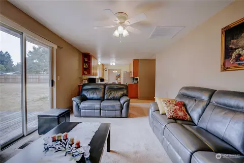 611 187th St E, Spanaway, WA 98387 photo 12