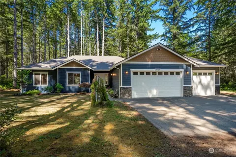 9365 Hooligan Pl SE, Olalla, WA 98359
