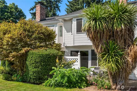 957 12th St NE #945, Auburn, WA 98002