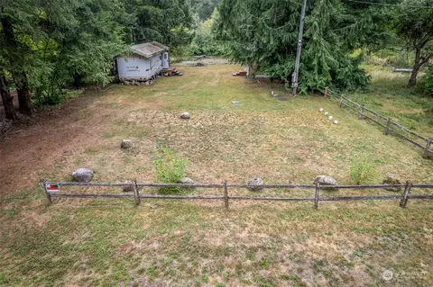 6323 Overland Trl, Sumas, WA 98295