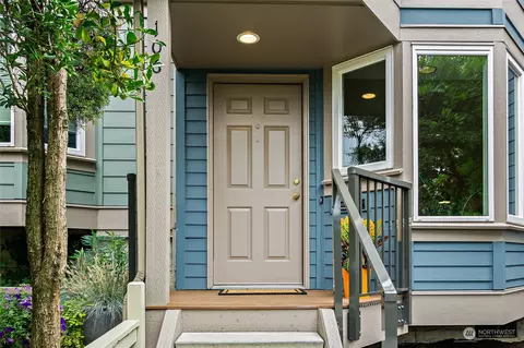 106 16th Ave, Seattle, WA 98122