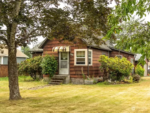 291 N 2nd St, Buckley, WA 98321