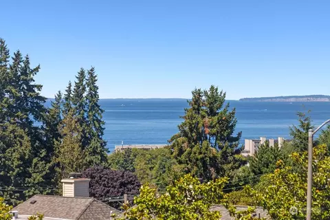 1005 5th Ave S #201B, Edmonds, WA 98020