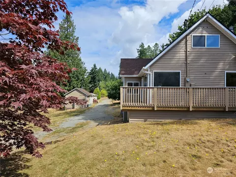 13710 SW 220th St, Vashon, WA 98070