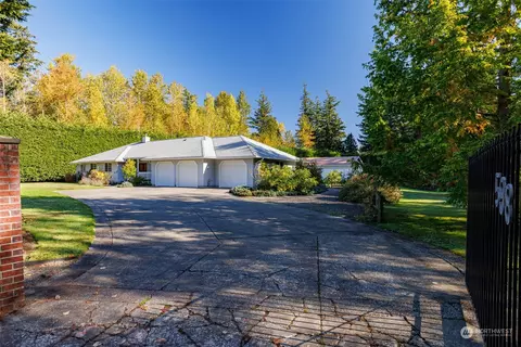 598 Trout Lake Dr, Bellingham, WA 98226