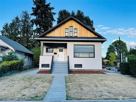 6724 42nd Ave S, Seattle, WA 98118