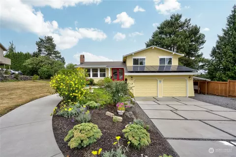 2943 217th Pl SW, Brier, WA 98036