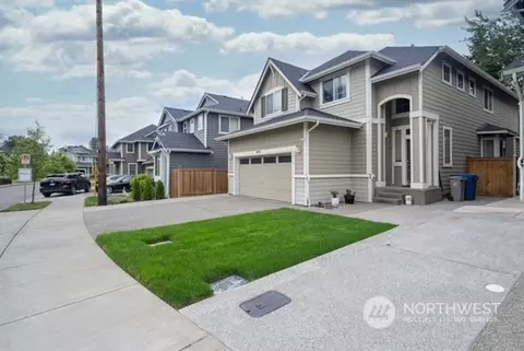 9912 S 244th St, Kent, WA 98030
