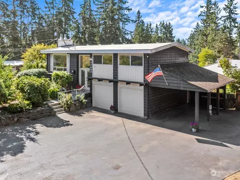 17022 65th Pl W, Edmonds, WA 98026