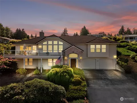 72 Harms Ln, Port Ludlow, WA 98365