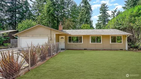 35803 6th Ave SW, Federal Way, WA 98023