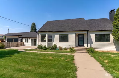 1502 9th St, Wenatchee, WA 98801