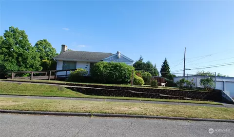 3503 SW Juneau St, Seattle, WA 98126