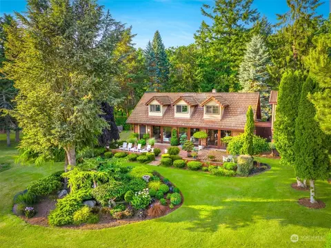 5051 S Camano Dr, Camano Island, WA 98282