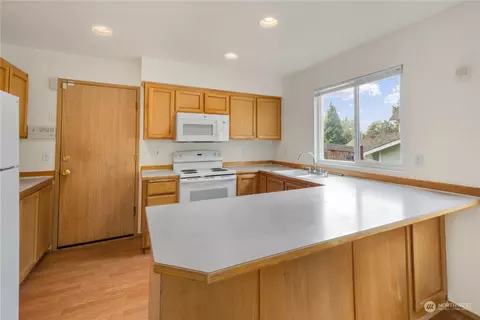 2313 211th St SE, Bothell, WA 98021 photo 6