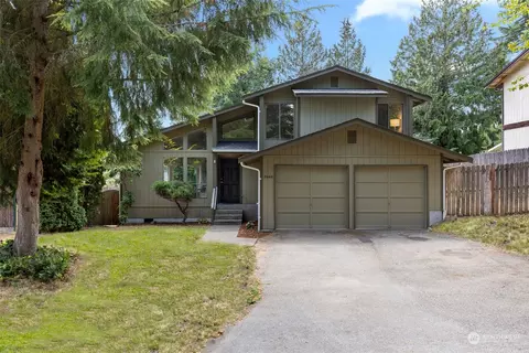 7240 E Manchester Ct, Port Orchard, WA 98366