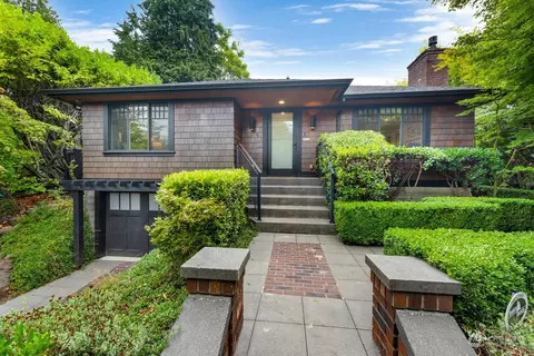 6214 Vassar Ave NE, Seattle, WA 98115