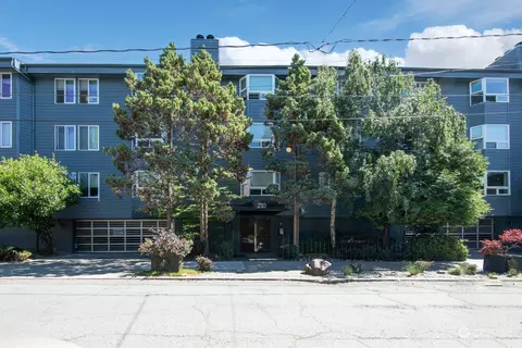 210 Boylston Ave E #105, Seattle, WA 98102