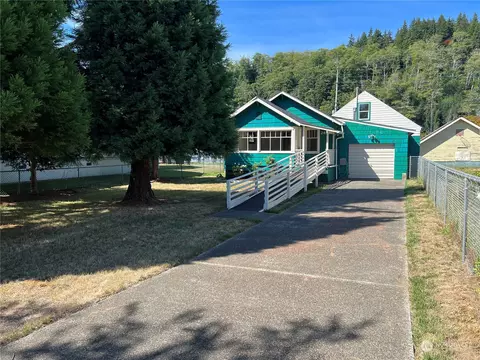 2635 Sumner Ave, Hoquiam, WA 98550