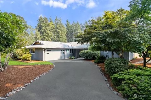 12203 Oak Tree Pl SW, Lakewood, WA 98498