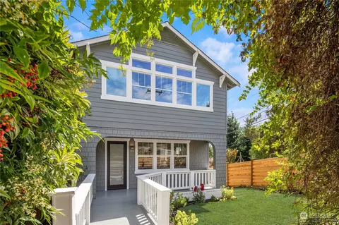 7700 34th Ave NE, Seattle, WA 98115