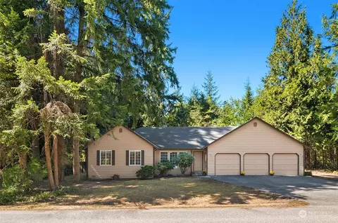 11519 320th Ave NE, Carnation, WA 98014
