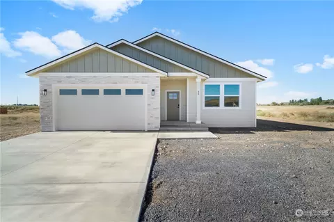 64 Sunwest Dr, Ephrata, WA 98823