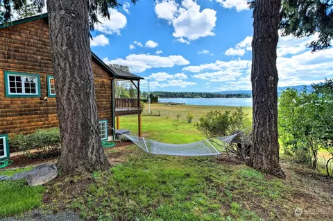 17233 Topaz Loop SE, Yelm, WA 98597