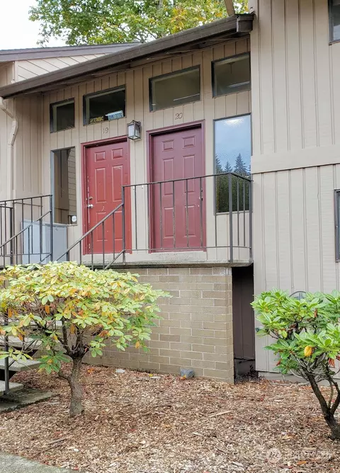 8511 S 259th St #C20, Kent, WA 98030