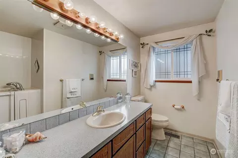 20307 42nd Ave E, Spanaway, WA 98387 photo 29