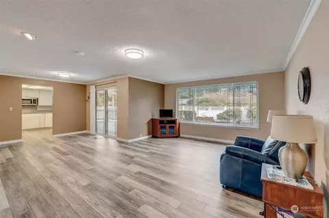20307 42nd Ave E, Spanaway, WA 98387 photo 8