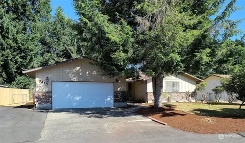 6417 Congressional Dr SE, Olympia, WA 98513
