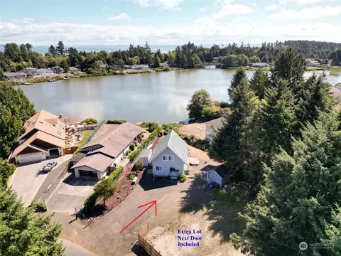 312 Ponderosa Loop NE, Ocean Shores, WA 98569