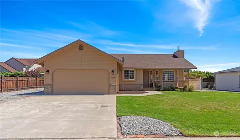 1609 Angela St, Wenatchee, WA 98801