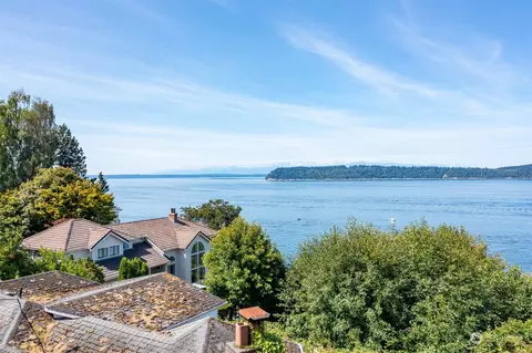 8612 60th Ave W, Mukilteo, WA 98275