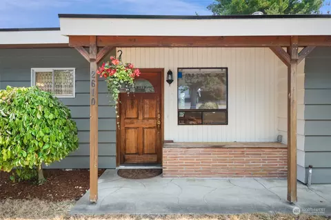 2610 N Lafayette Ave, Bremerton, WA 98312