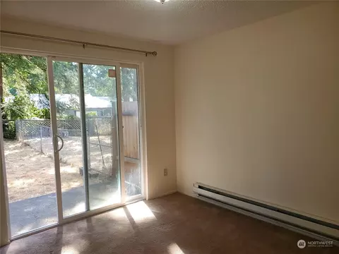 19311 19313 B St E, Spanaway, WA 98387 photo 6