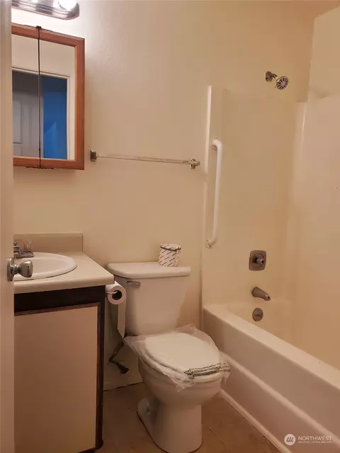 19311 19313 B St E, Spanaway, WA 98387 photo 3
