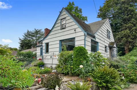 201 S Lafayette Ave, Bremerton, WA 98312