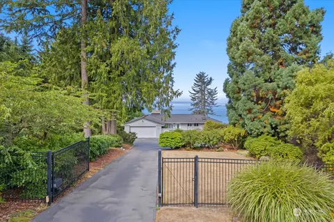 17702 Talbot Rd, Edmonds, WA 98026 photo 5