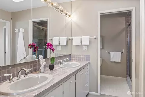 17702 Talbot Rd, Edmonds, WA 98026 photo 28